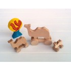 Drvena igračka -  životinja na kotačima - Deva